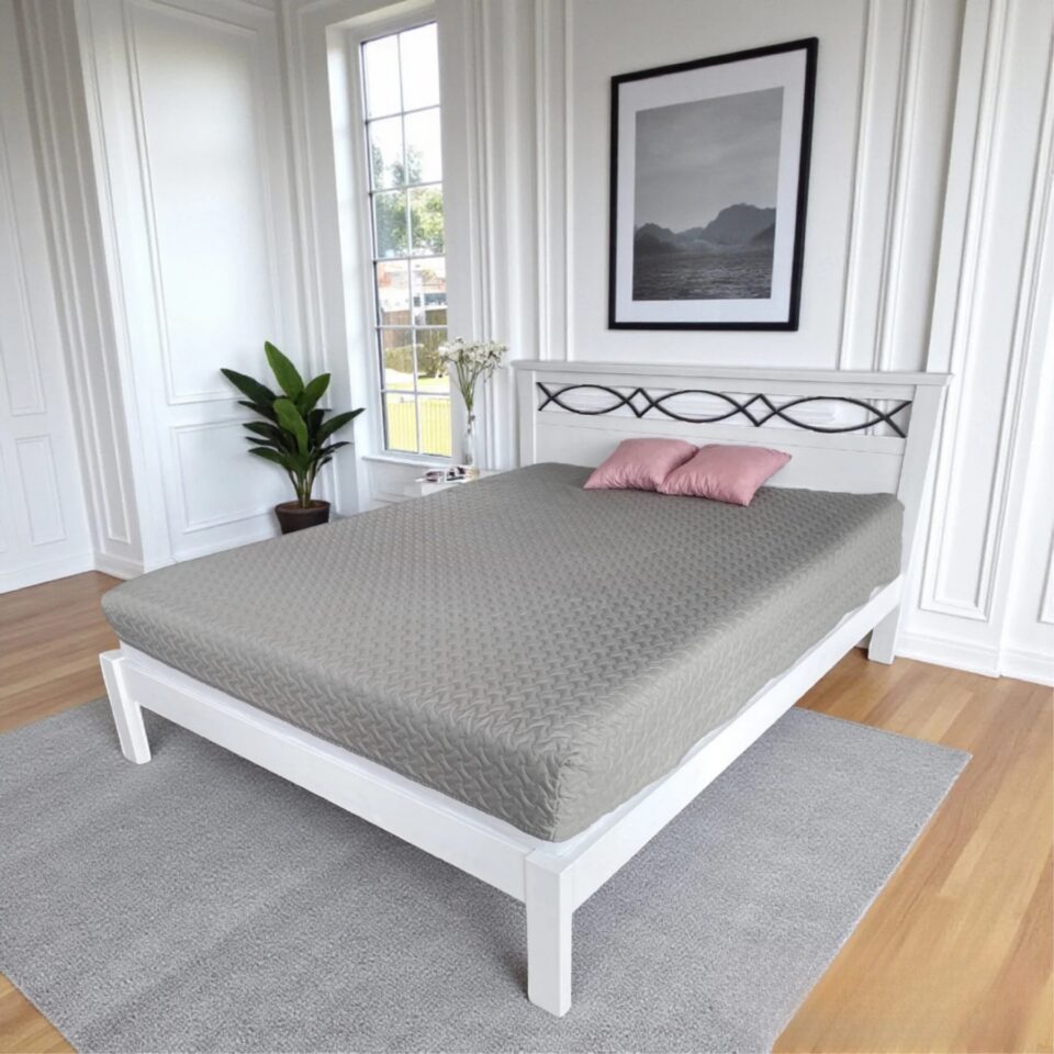 Täispuidust voodi Venla valge