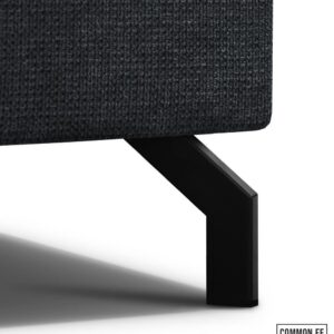 Berry U vardo17 zbliżenie nóżka (small)