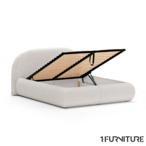 Moet-Catch-Me-01-CREME-8-01-scaled