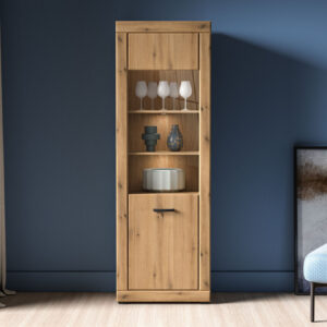 Toora 02 Vitriinkapp