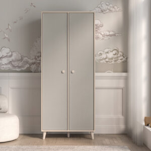 Mevelis 02 Riidekapp (Hall)