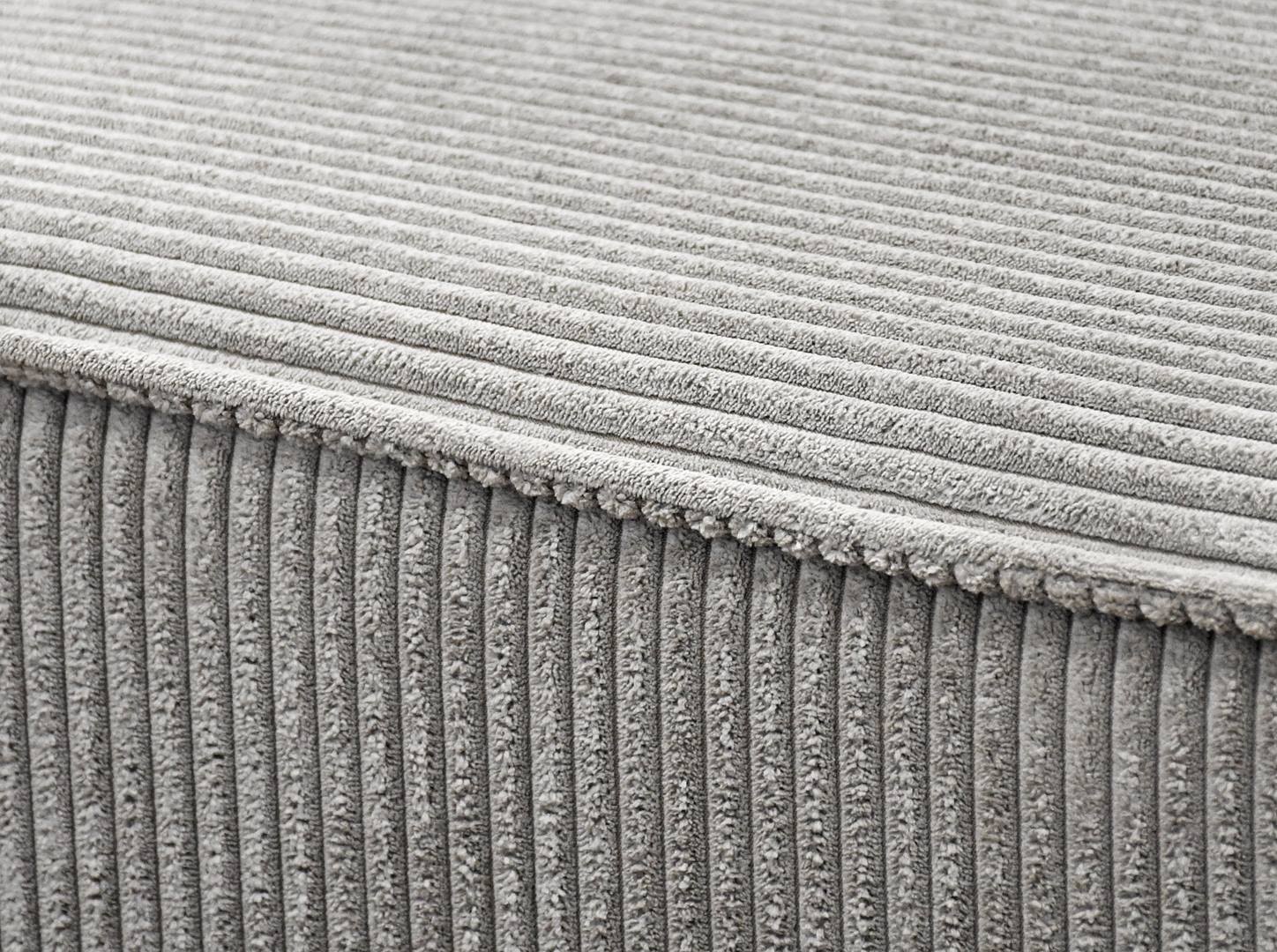 Primo-L-poso100-zblizenie-tkanina-small