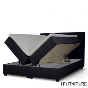 Sanna-black-3-01-scaled