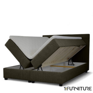 Sanna-moss-3-01-scaled