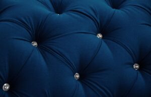 Valentino-XL-kronos9-zblizenie-cyrkonie-small