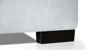 eryk_243_nozka-small