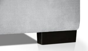 eryk_244_nozka-small